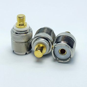 Коннектор переходник Motorola на UHF SO-239 Female (мама) для раций 9004 фото