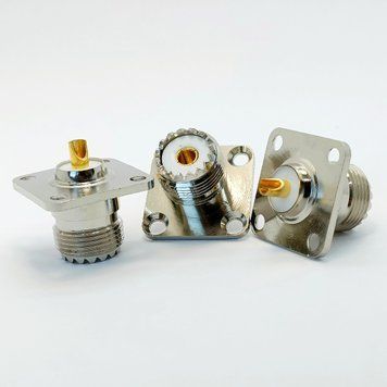 Антенный разъём UHF SO-239 (мама) фланцевый, квадратный на платформе с 4 отверстиями 25х25 мм 5603 фото